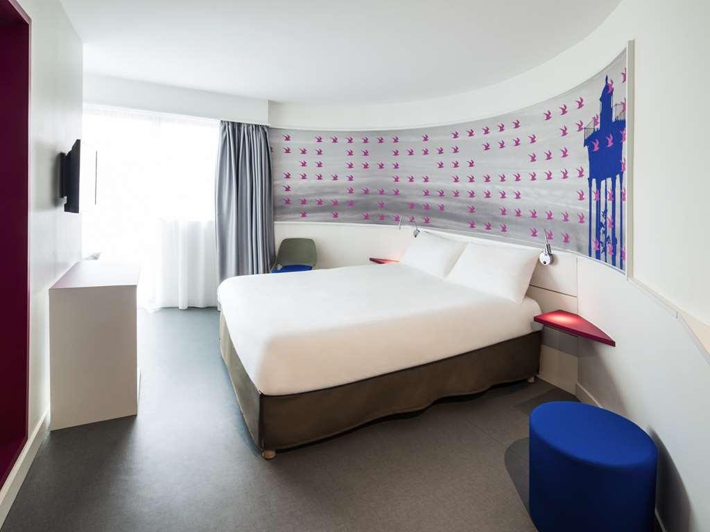 Ibis Styles Collioure Port Vendres Hotel Room photo